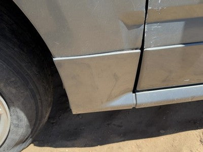 04-05 Cadillac Srx Driver Left Moulding From Fender Oem Trim Strip Silver 42U