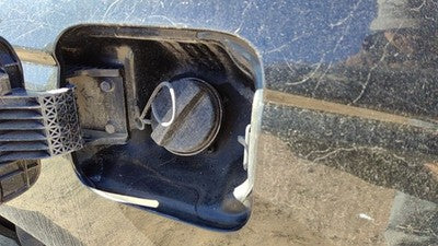 2004-2009 Kia Spectra Fuel Filler Neck Assembly With Gas Cap Oem 4 Door