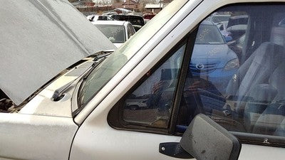 1983-1988 Ford Ranger Driver Left Front Vent Window Small Door Glass With Frame