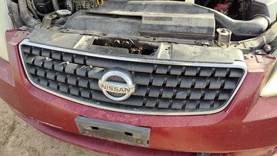 2005-2006 Nissan Altima Front Grille Assembly Oem 62070Zb000