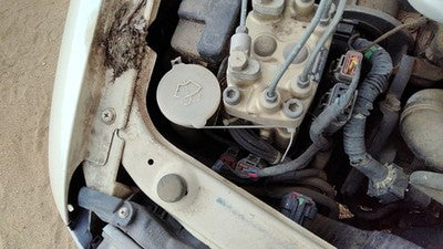 1993 Infinity G20 Windshield Washer Fluid Reservoir With Pump Oem Wiper Tank