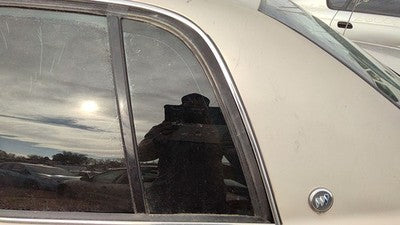91-96 Buick Park Ave Driver Left Rear Vent Window Back Door Glass With Frame Oem