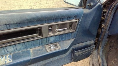 89 Cutlass Calais Driver Left Front Door Trim Panel Wh Master Switch Blue 2 Door