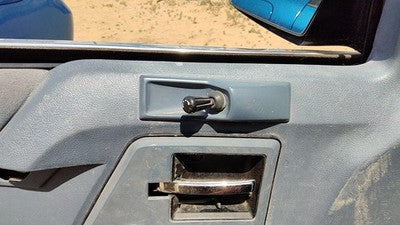 1994 Olds Cutlass Ciera Power Mirror Switch With Trim Panel Oem Control Knob