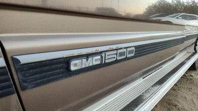 1992-1999 Chevy Suburban Driver Left Front Moulding From Door Oem Trim Strip