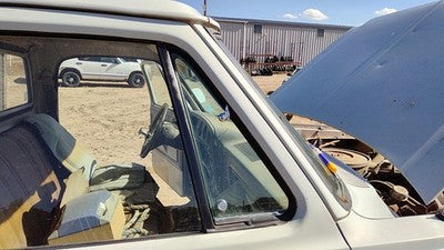 81-86 Dodge D350 Passenger Right Front Vent Window Small Door Glass With Frame