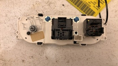2002-2007 Ford Escape Temperature Control Module In Dash Heater Ac Head Unit Oem
