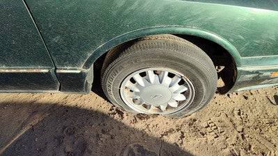 1996 Olds 88 Passenger Right Moulding From Fender Oem Trim Strip Green