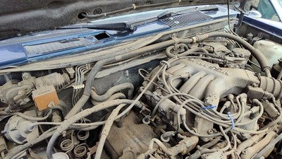 1994-1995 Nissan Pathfinder Cruise Control Servo Assembly Module With Cable Oem