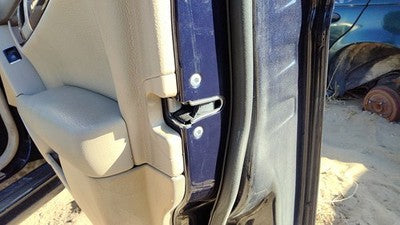 2012-2015 Mercedes C300 Passenger Right Front Door Latch With Rods/Cables Oem