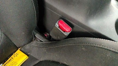 2014-2017 Kia Soul Passenger Right Front Seat Belt Buckle Receiver Oem Black Eq