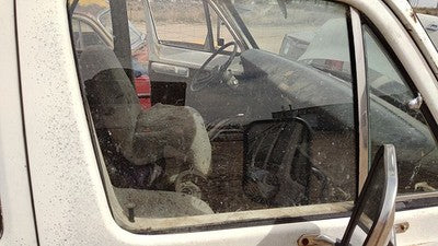 1971-1980 Dodge Van B200 Passenger Right Front Side Window Door Glass Oem