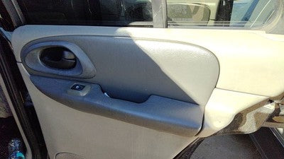 02-04 Trail Blazer Passenger Right Rear Door Trim Panel With Switches Back Gray