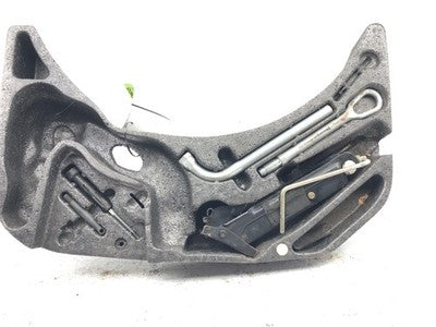 2000 Audi A8 Complete Jack And Tool Set With Tray Oem Emergency Spare Tire