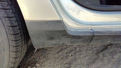 2007 Vw Passat Passenger Right Rear Moulding On Quarter Panel Oem