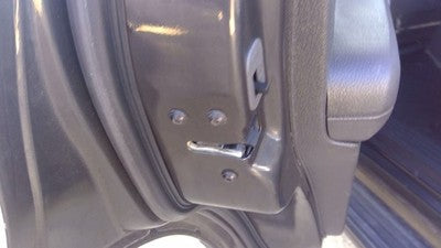2006-2010 Mercury Mountaineer Driver Left Rear Door Latch With Rods/Cables Back