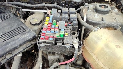 07-09 Suzuki Grand Vitara Xl-7 Engine Fuse Box Power Distribution Panel Oem 3.6L