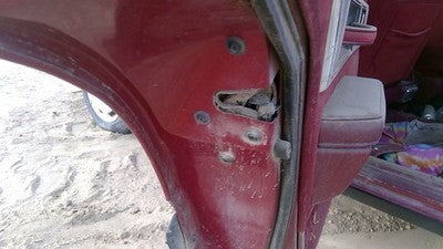 1990 Olds Eighty Eight Driver Left Rear Door Latch With Rods/Cables Oem Back