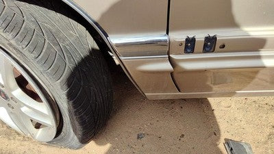 1992 Buick Park Ave Ultra Driver Left Moulding From Fender Oem Trim Strip Gold