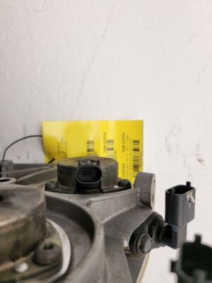 RH 2004 SRX Passenger Right Upper Timing Cover Actuator 4.6L OEM