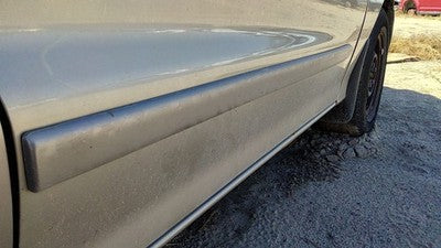 95-05 Cavalier Passenger Right Front Moulding From Door Trim Strip Gold 49U