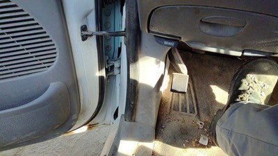 1999 Ford F150 Driver Left Lower Kick Trim Panel Oem Gray C2