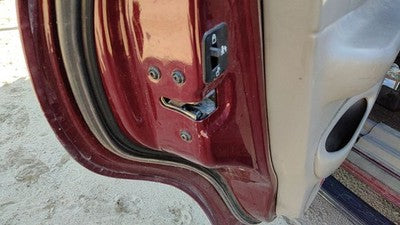 1997-2001 Ford Expedition Driver Left Rear Door Latch With Rods/Cables Oem Back