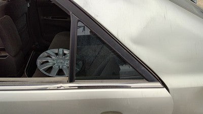2002-2006 Toyota Camry Driver Left Rear Vent Window Back Door Glass With Frame