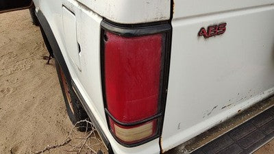 1983-1994 Chevy S10 Blazer Driver Left Tail Light Brake Lamp Oem Rear 00919680