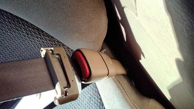2000-2003 Dodge Durango Passenger Right Front Seat Belt Buckle Receiver Oem Tan
