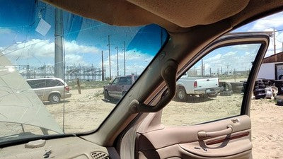 98 Lincoln Navigator Passenger Right A Pillar Trim Windshield Post Panel Tan Kx