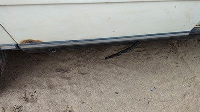 80 Mercedes 300Td Passenger Right Rear Lower Moulding From Door Back Trim Strip