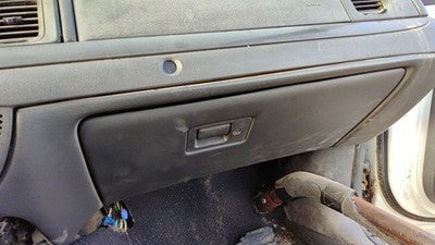 2000-2005 Ford Crown Vic Glove Box Assembly Complete Door With Latch Oem Black