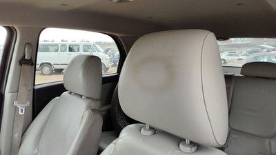 2005-2007 Chevy Equinox Pair Of Front Headrests Oem Left Right Set Seat