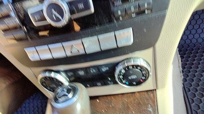 2013-2014 Mercedes C300 Temperature Control Module In Dash Heater Ac Head Unit