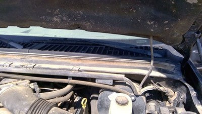 02 Ford F250 Super Duty Windshield Wiper Cowl Vent Trim Panel Grille Powerstroke