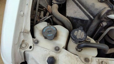 1993 Gmc Safari Windshield Washer Fluid Reservoir With Pump Oem Wiper Tank