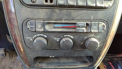 2001-2002 Dodge Caravan Temperature Control Module In Dash Heater Ac Head Unit