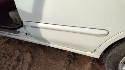 00-03 Sentra Driver Left Rear Moulding From Door Back Trim Strip White Qm1