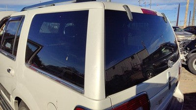 08 Navigator Driver Left Rear Corner Moulding On Quarter Panel White Chocolate