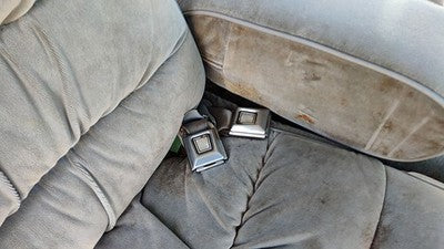 85 Grand Marquis Passenger Right Front Seat Belt Buckle Receiver Oem Gray
