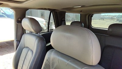 2000 Olds Bravada Pair Of Front Headrests Oem Left Right Set Seat