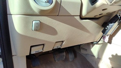 2007-2014 Lincoln Navigator Lower Dash Under Column Knee Bolster Trim Panel Tan