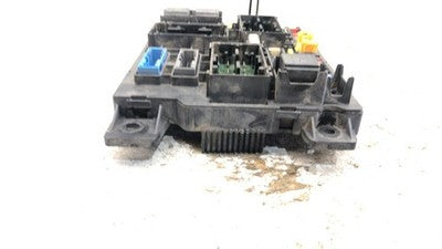 2008 Chrysler Aspen Cabin Interior Fuse Box Panel Oem Power Distribution
