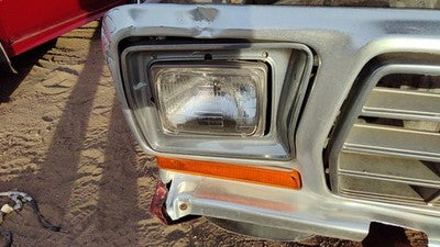 1978-1979 Ford F150 Passenger Right Head Light Surround Door Trim Oem D8tz13064e