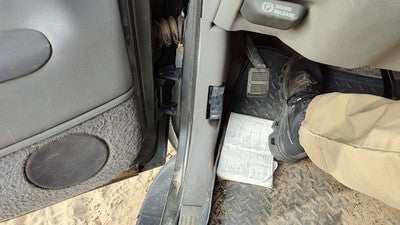 1999 Chevy Suburban Driver Left Lower Kick Trim Panel Oem Gray 132