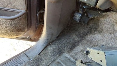 1994 Chevy Suburban Driver Left Lower Kick Trim Panel Oem Tan