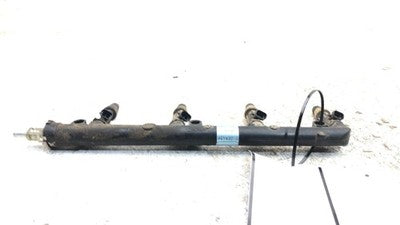 02 Saturn Sl1 Sedan Complete Fuel Rail With Injectors Set Loaded Oem 1.9L Sohc