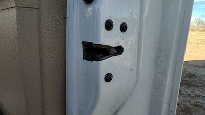 2007-2017 Lincoln Navigator Passenger Right Front Door Latch With Rods/Cables