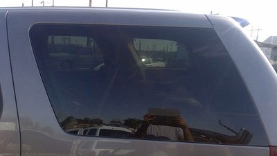 2007-2014 Chevy Tahoe Driver Left Rear Quarter Glass Back Side Window Oem